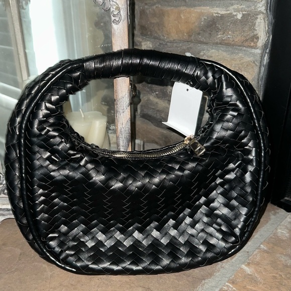MODA LUXE-Woven Circle Shoulder bag-Black-NWT-Retail $100 - Picture 7 of 11